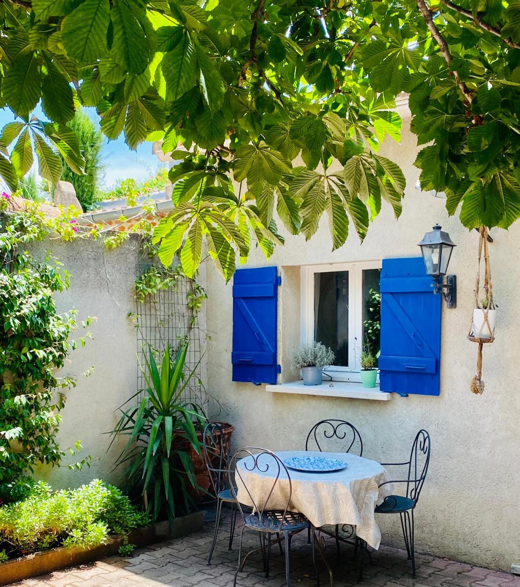 La Capucinette A L'Ombre Du Marronnier Villa Maussane-les-Alpilles Exterior photo